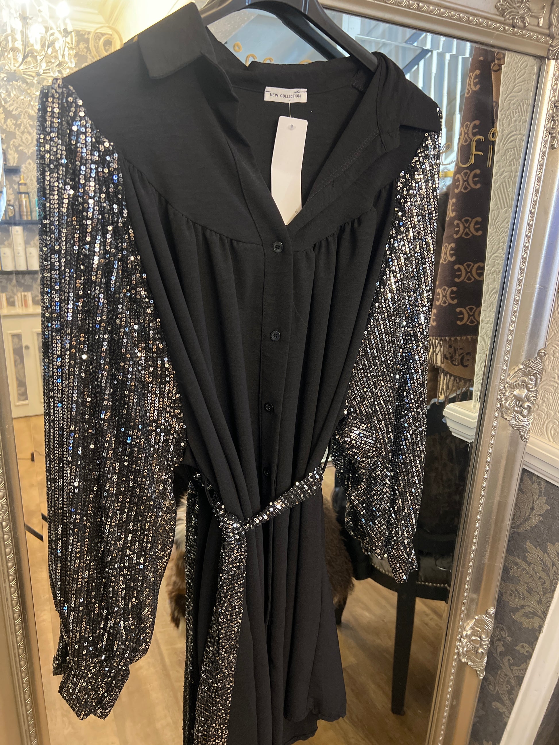 Sparkle arm shirt (Size 12-26)