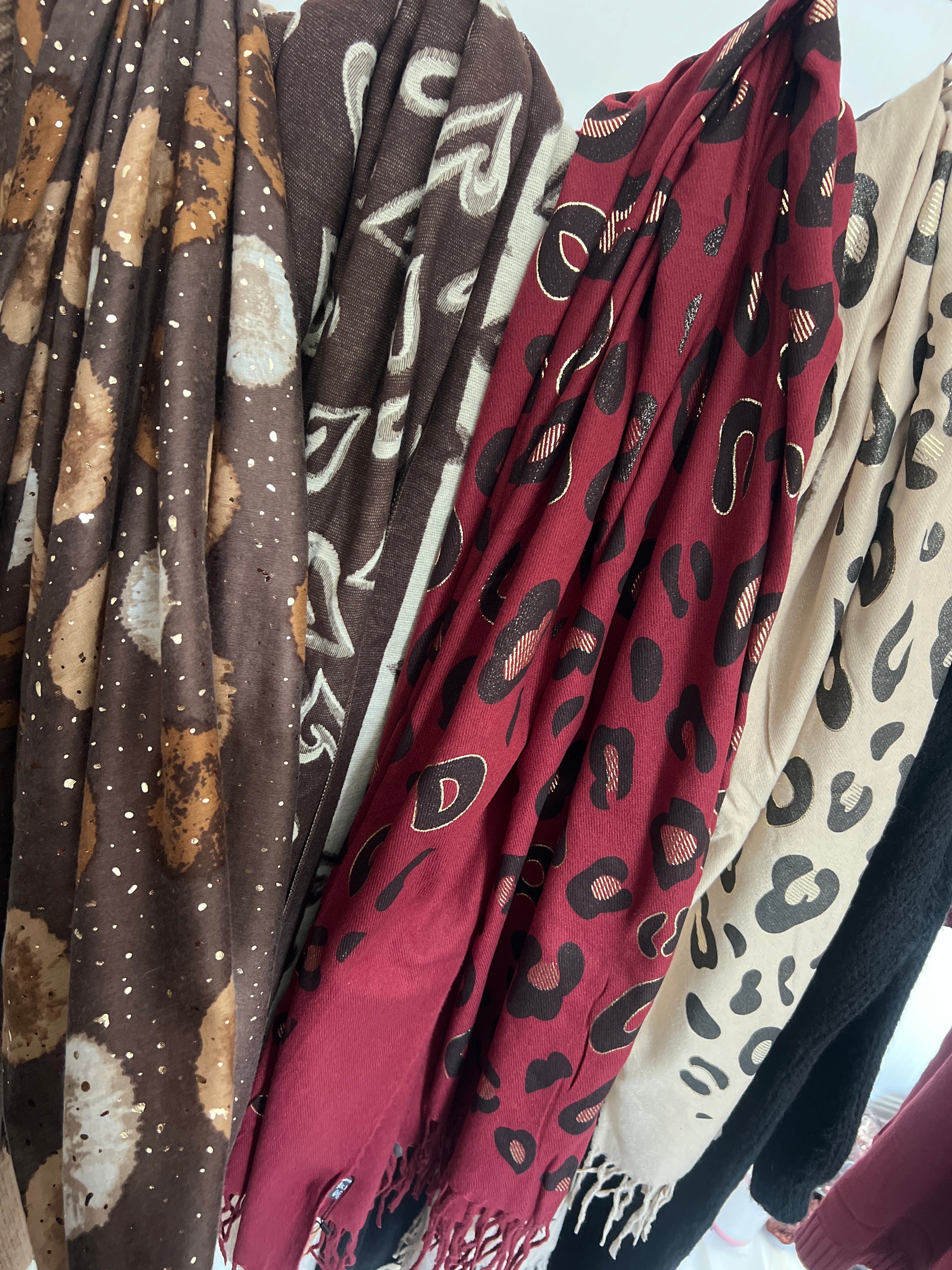 Scarfs