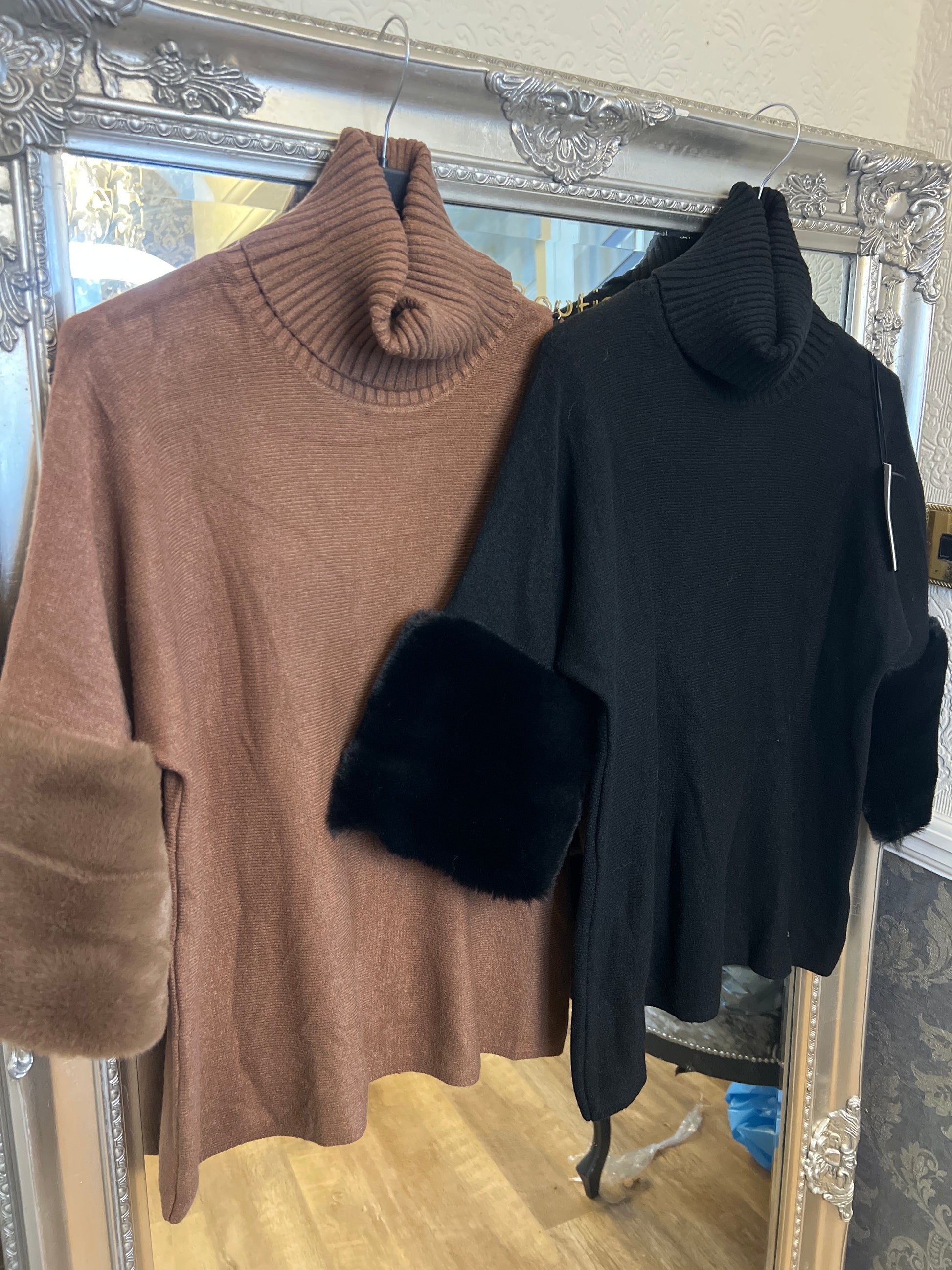 Roll neck fur cuff jumper (Size 10-20)
