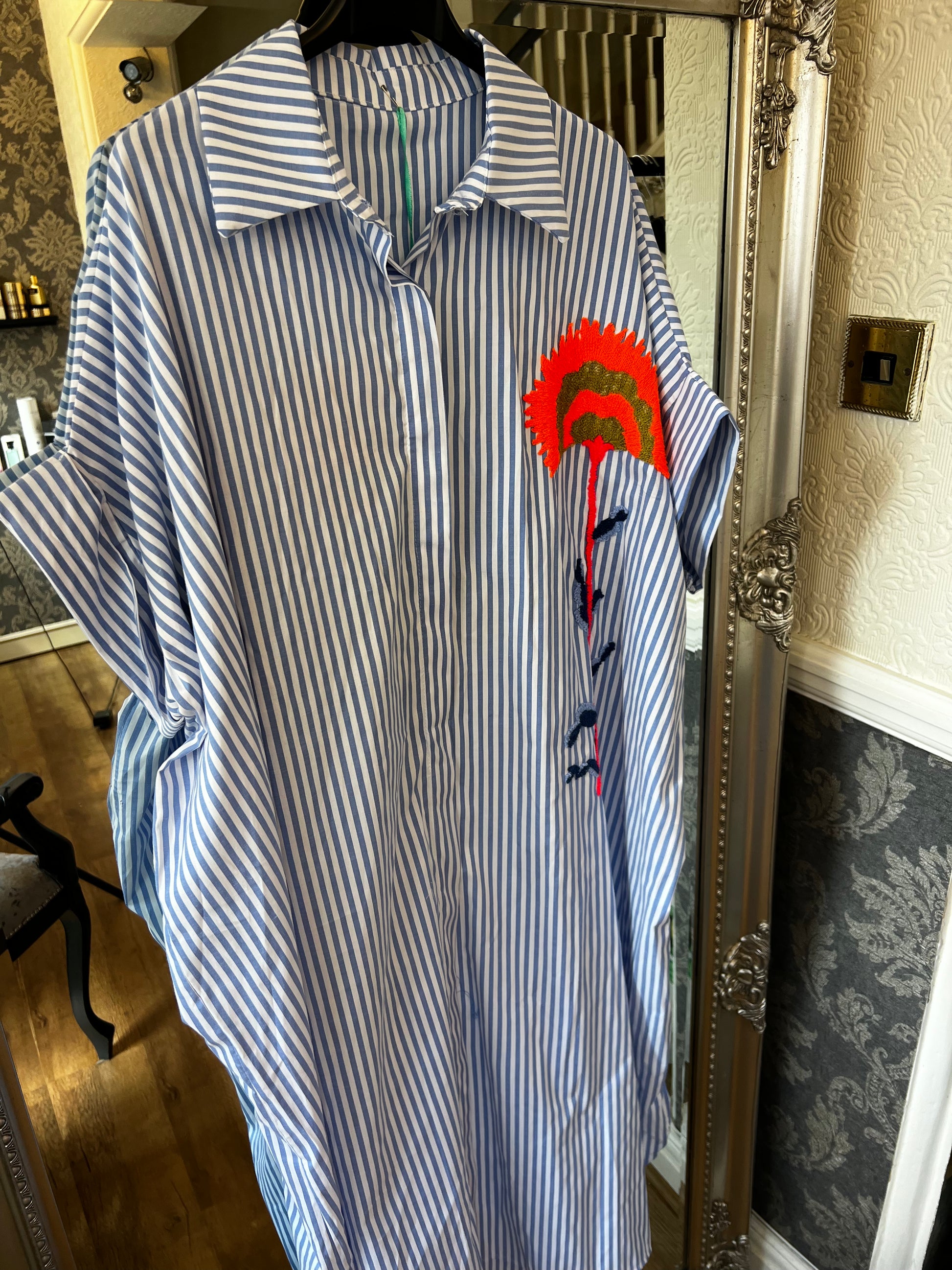 Soleil Palm pin strip maxi shirt