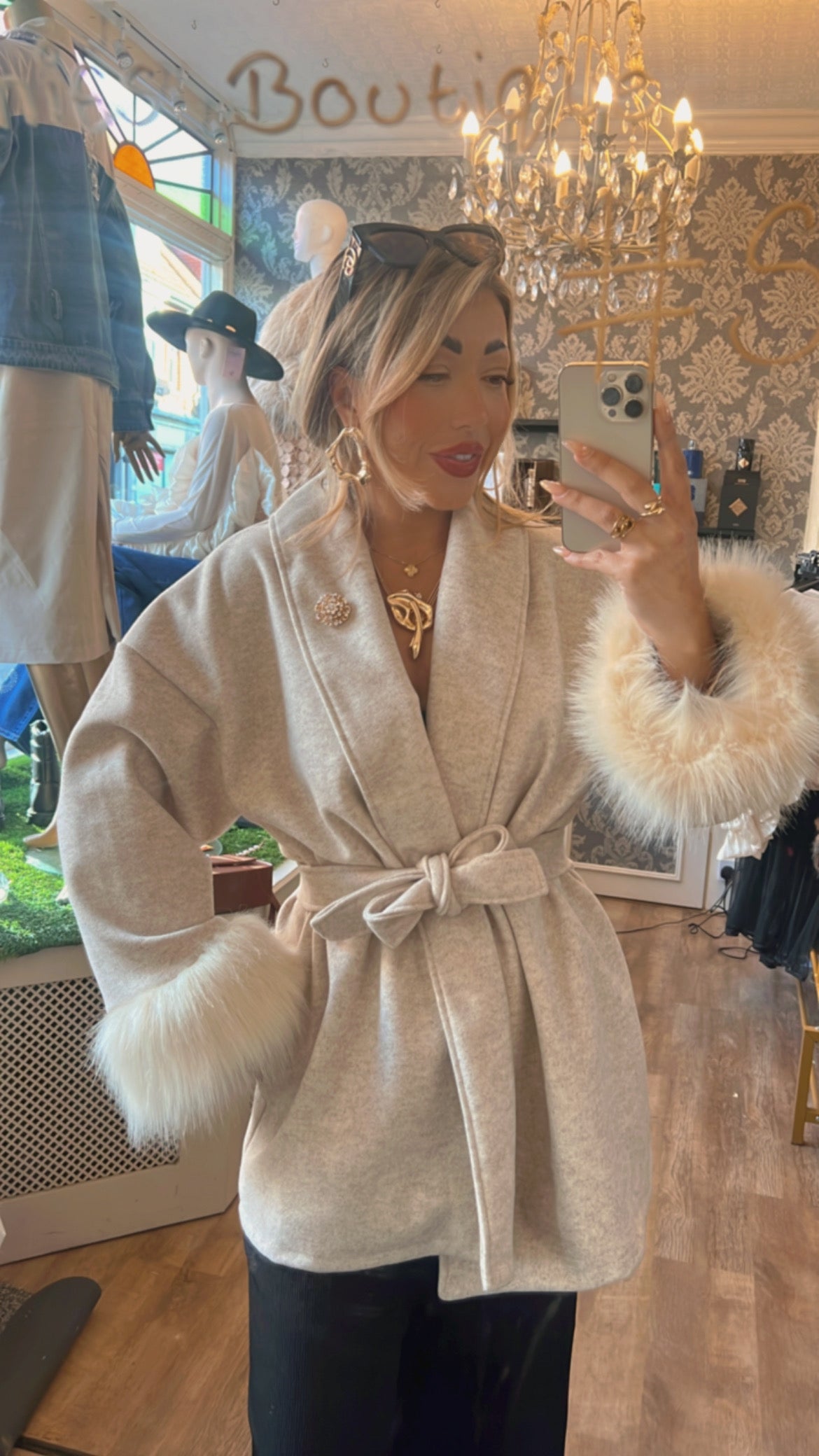 Loriella fur coat (Size 8-18/20)