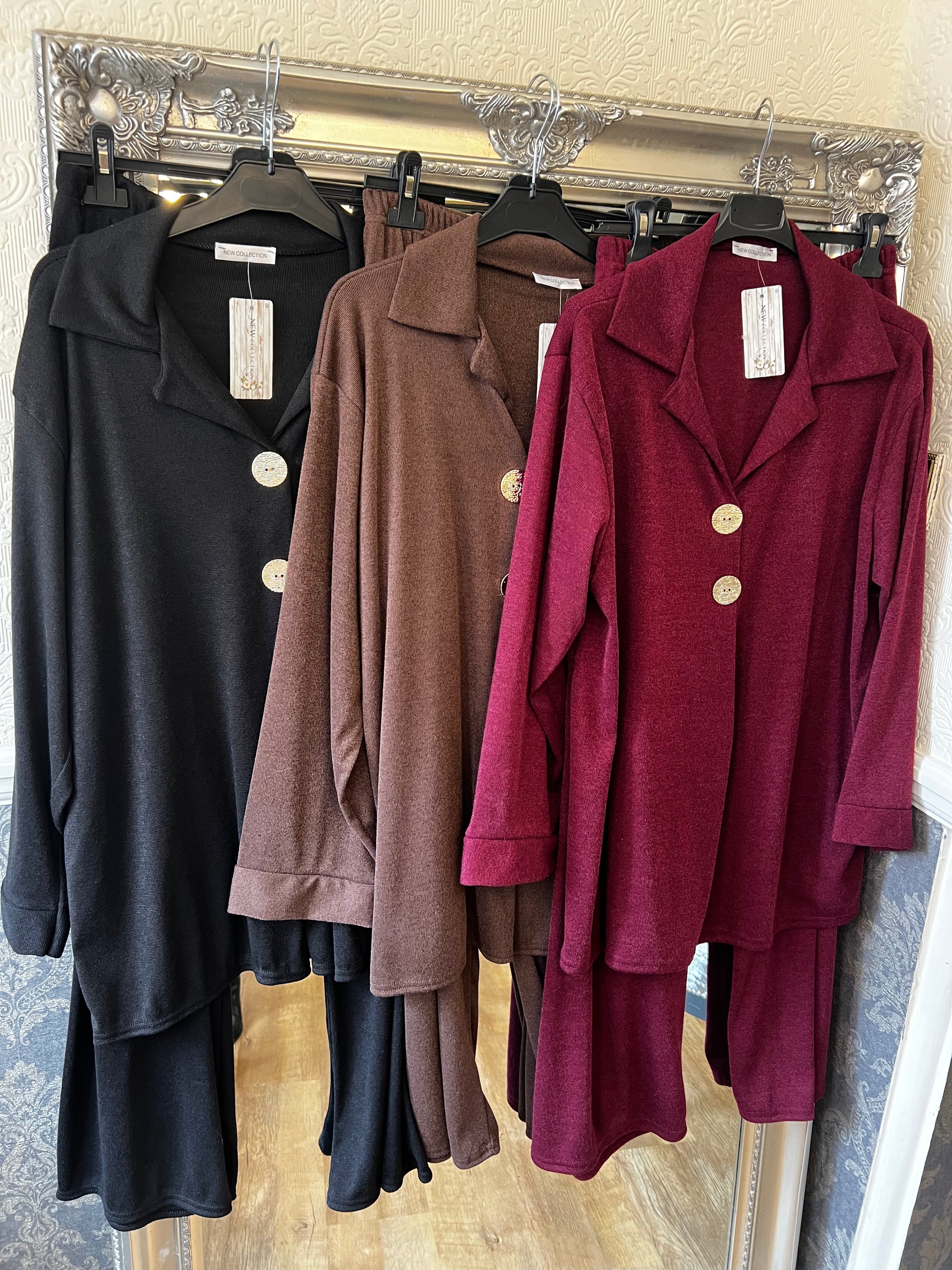 Lottie gold button lounge wear (Size 10-24)