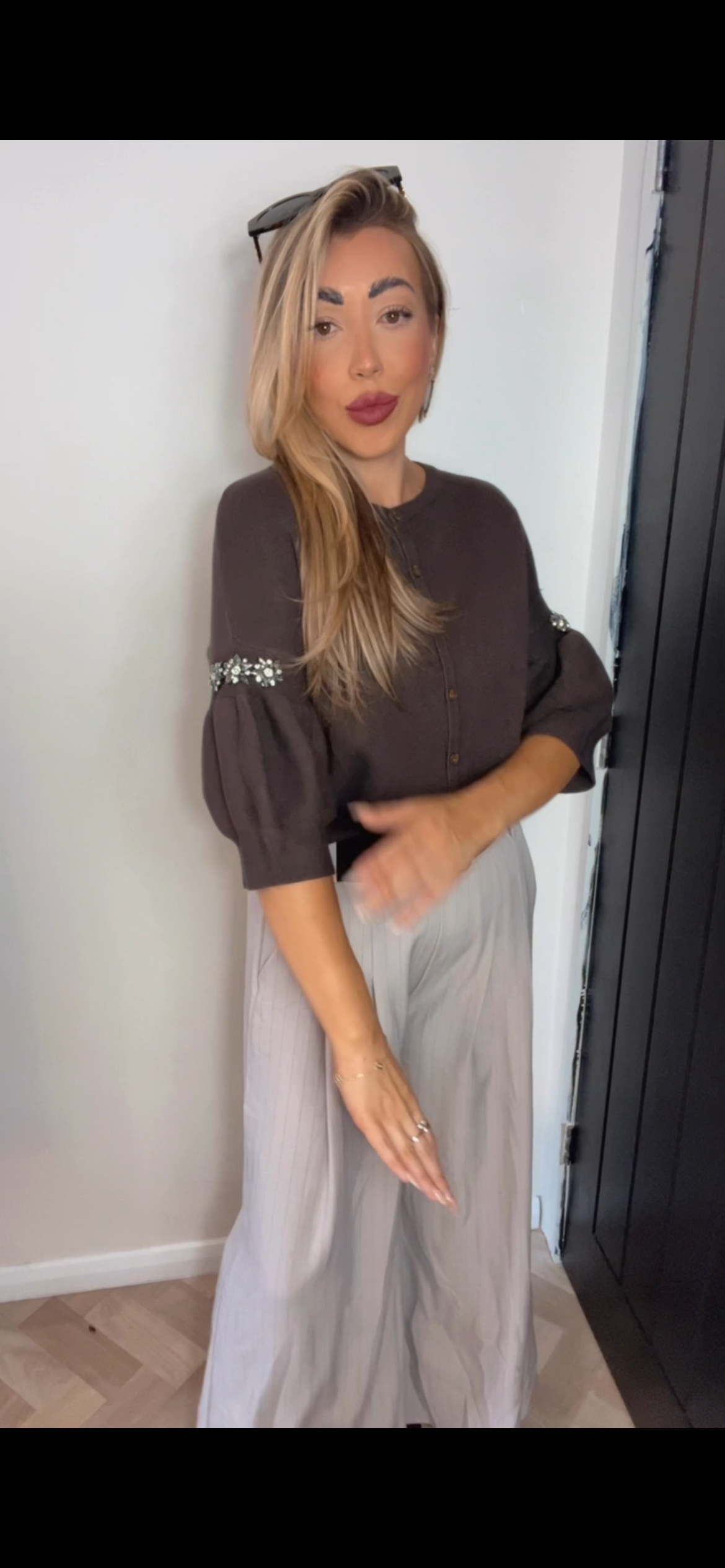 Puff sleeve diamond cardigan