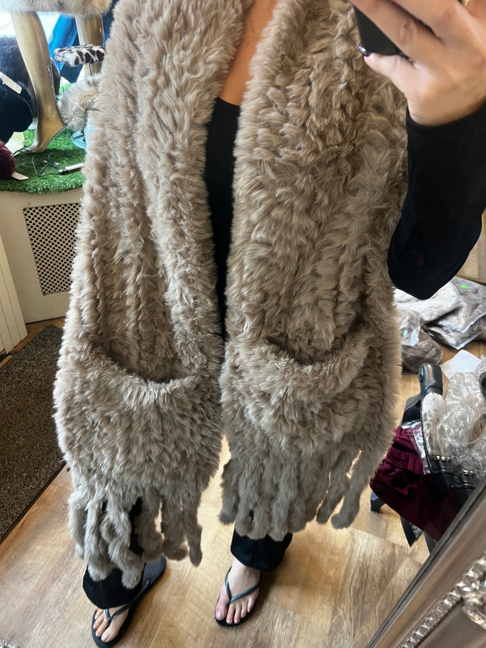 Lux scarf with pockets