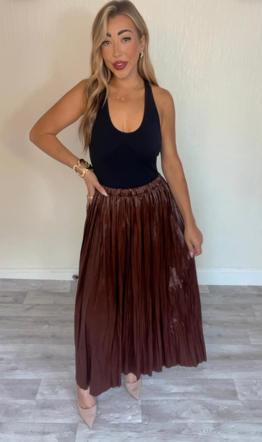 Wet look skirt size (One size 12-24)