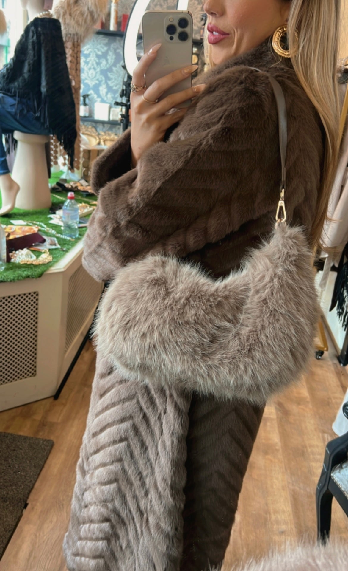 Fluffy bag (long body strap included)