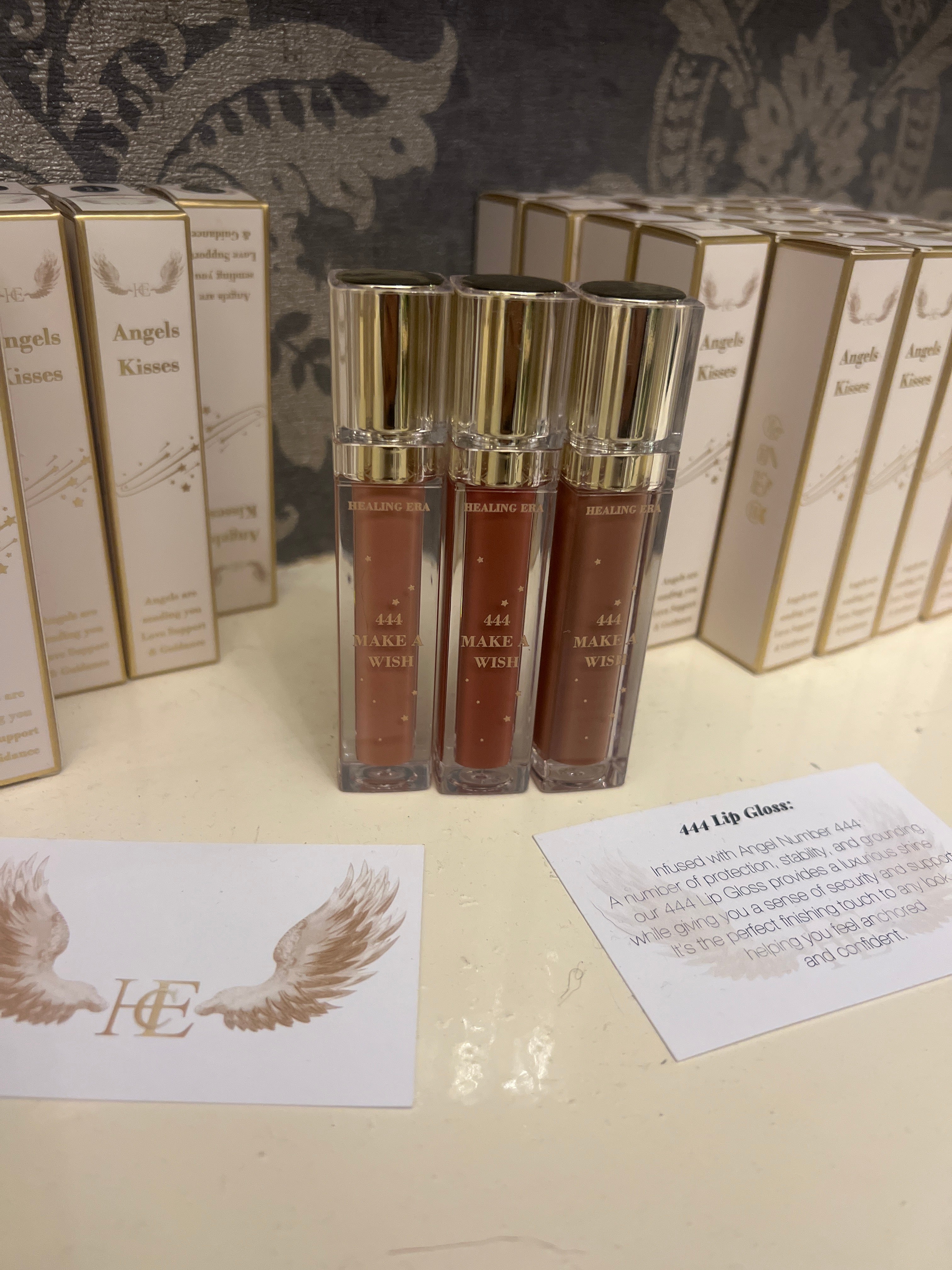 Clearance High shine lip gloss (444) £5.00