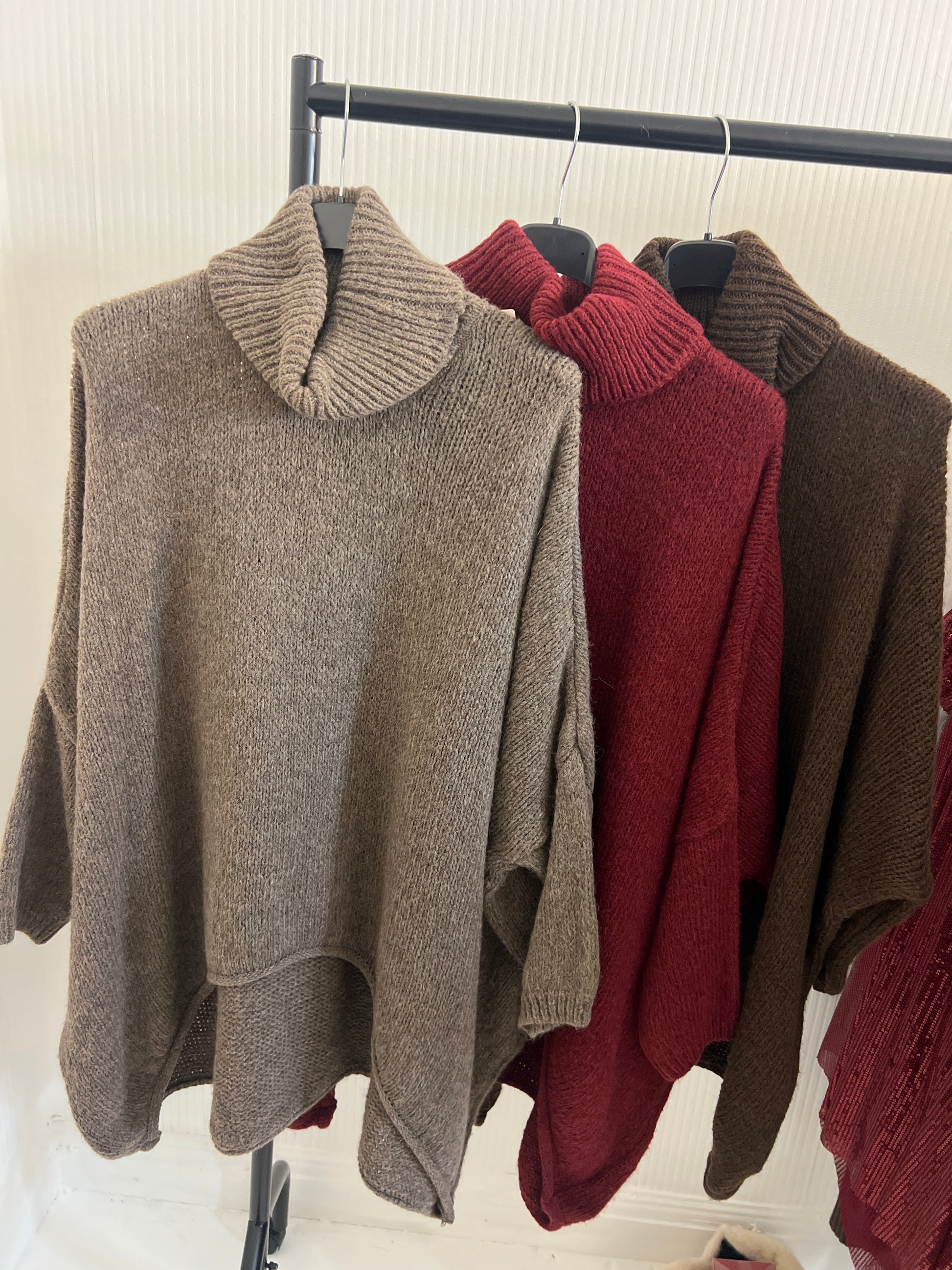 Maya over sized jumper (size 10-24)