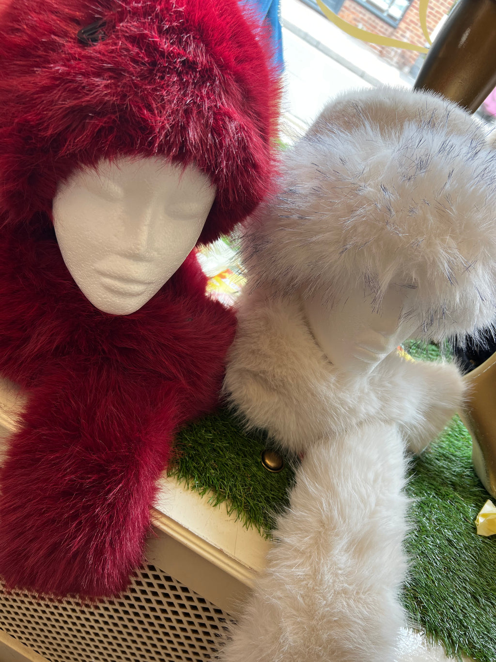 Fur hat & scarf set